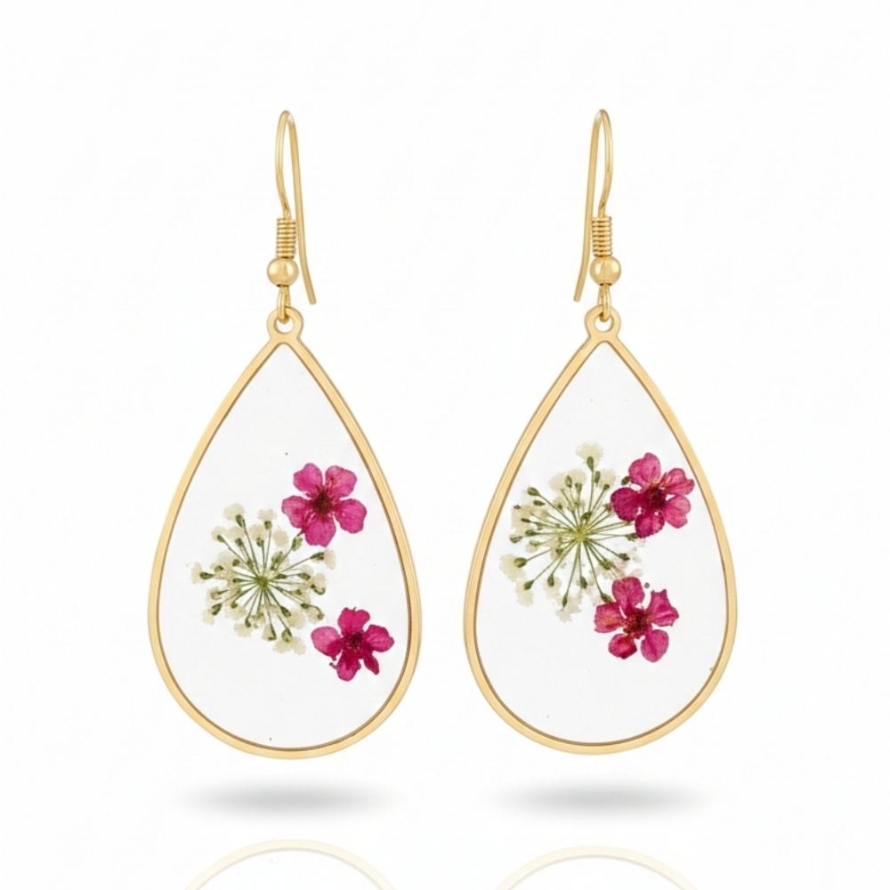๐๏ธ Artisan With Real Floral & Resin Gold Floral Drop Earrings